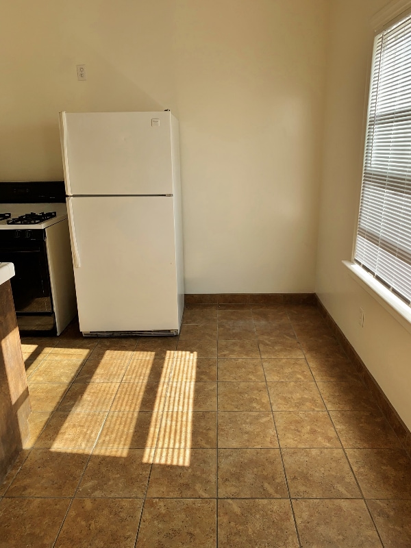 Photo - 7964 Fountain Ave Unit 13