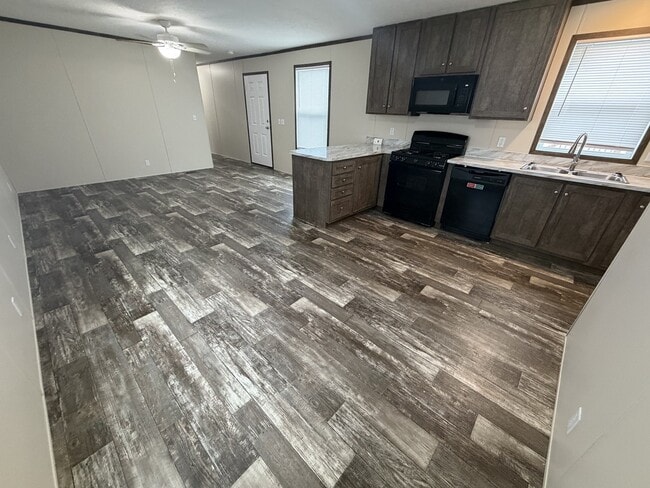 38070 Ducharme Dr