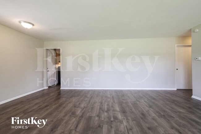 Photo - 1002 Hathaway Dr