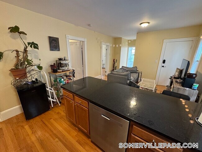 Photo - 44 Gorham St Unit 2