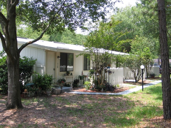 Photo - Bridgepoint Apartments