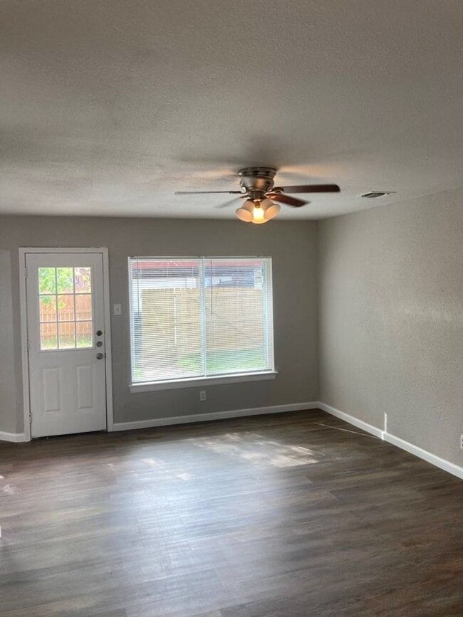 Photo - ZERO APPLICATION FEE FOR THIS Recently remodeled 3 Bedroom 2 Bath