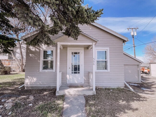 Photo - Pet Friendly 1 bed/ 1 bath House