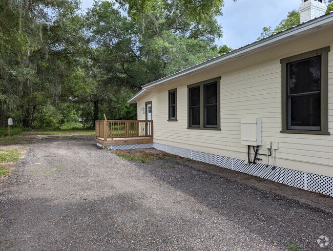 Building Photo - Like New! Rental