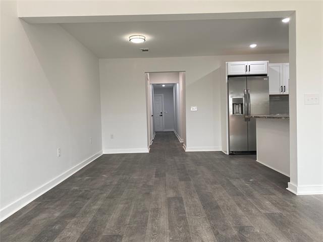 Photo - 365 Sunnyside Dr