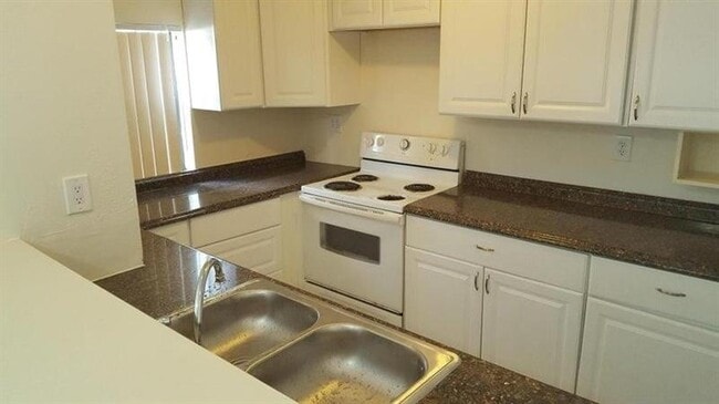 Photo - 9101 NW 38th Dr