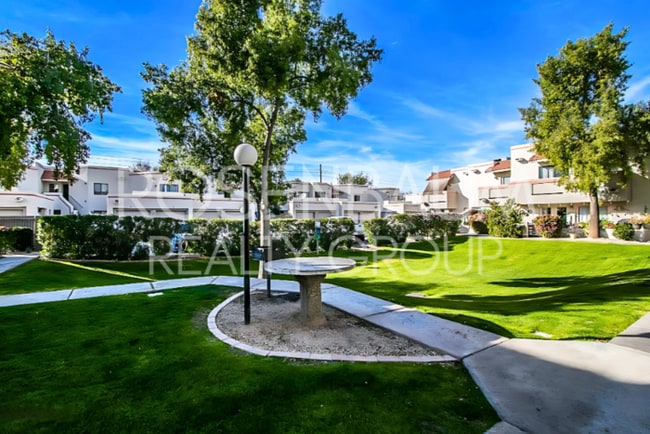 Photo - 885 N Granite Reef Rd Unit 63