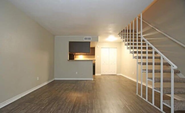 Photo - 1 bedroom in Houston TX 77029 Unidad 1047