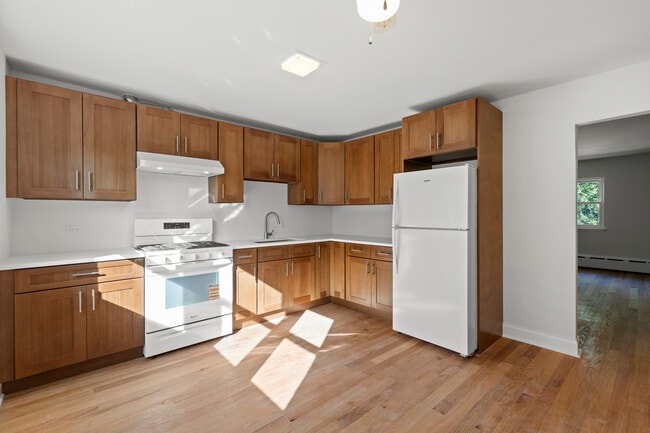 Photo - 1506 Glencoe Ave