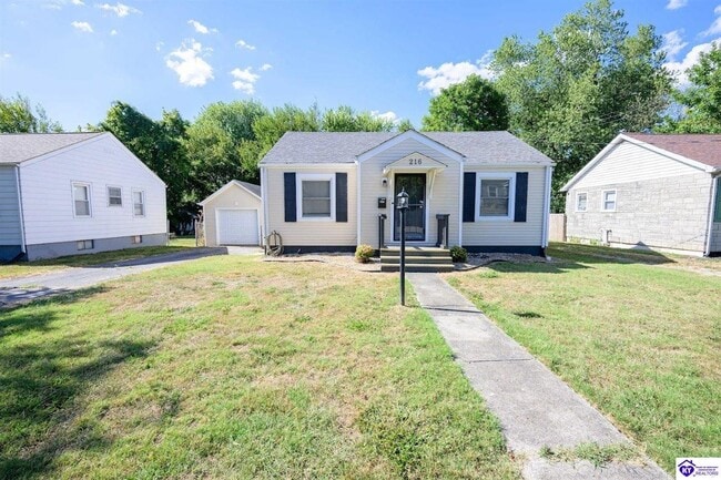 Building Photo - 216 N Mantle Ave Rental