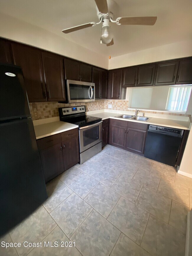 Photo - 200 International Dr Unit 814