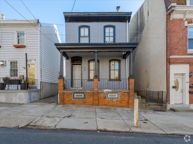 Building Photo - 415 Leverington Ave Rental