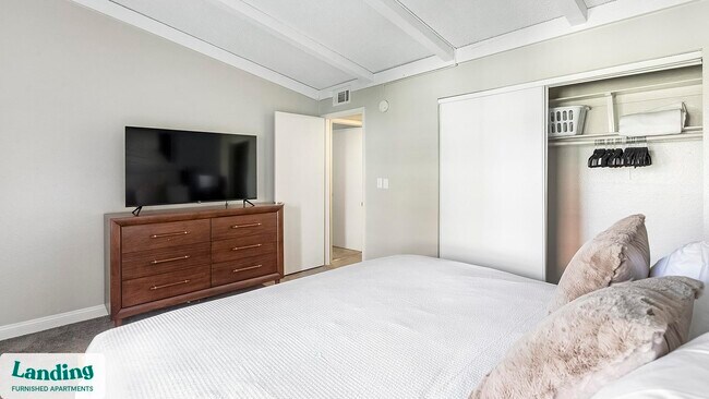 Photo - 5272 Tamarus St Unidad 5276D