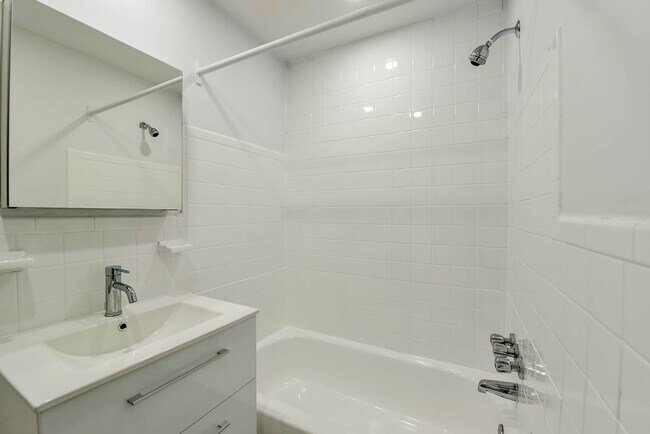 Photo - 3495 Av. Van Horne Unit 409