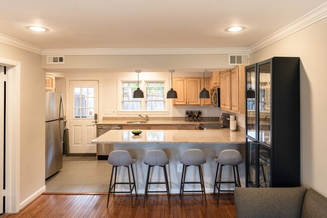 Photo - 202 S Virginia Ave