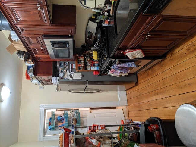 Photo - 6 White Street Pl Unidad R