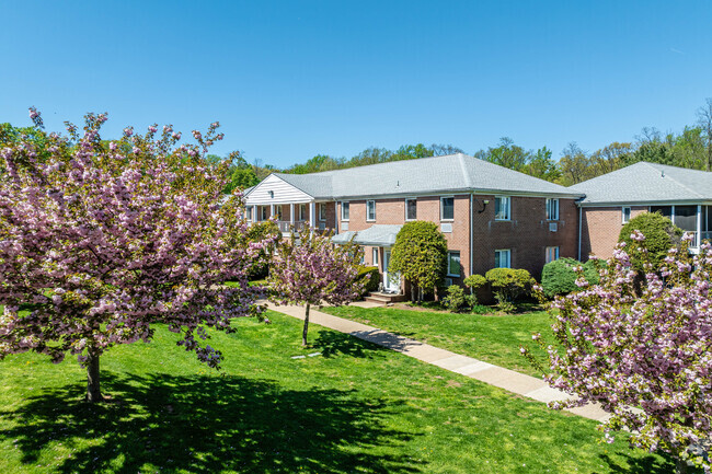 Building Photo - Short Hills Terrace Rental