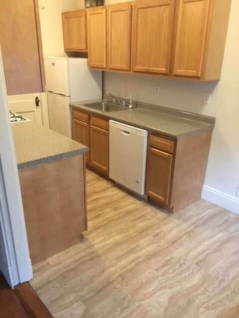 Photo - 235 Park Dr Unidad 11