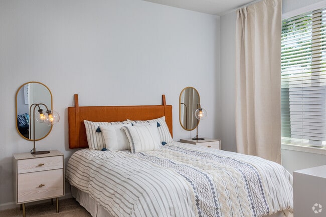 2BR, 2BA - 950SF - Viridian at Bonita Springs