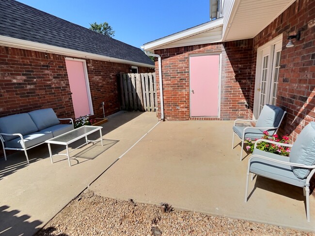 601 Camellia Dr