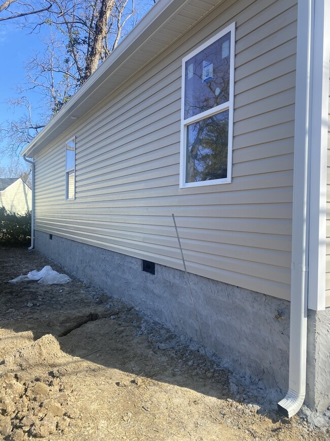 Photo - 804 N Moore Rd House