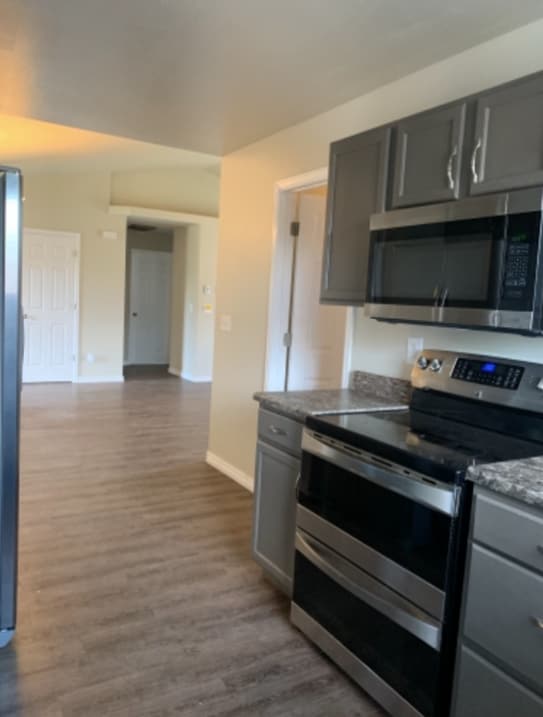 Photo - 674 Polaris Ct