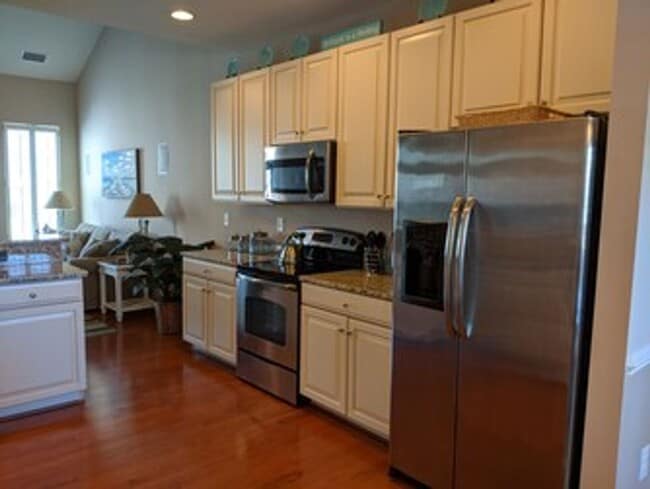 Photo - 37024 Fairway Dr