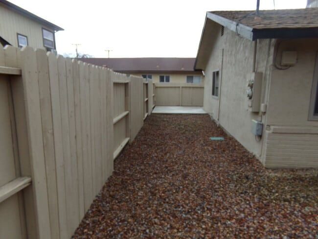Photo - 222 Elm Ave Unidad B