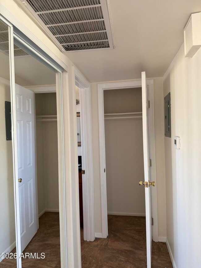 Photo - 7001 E Wilshire Dr Unidad 4