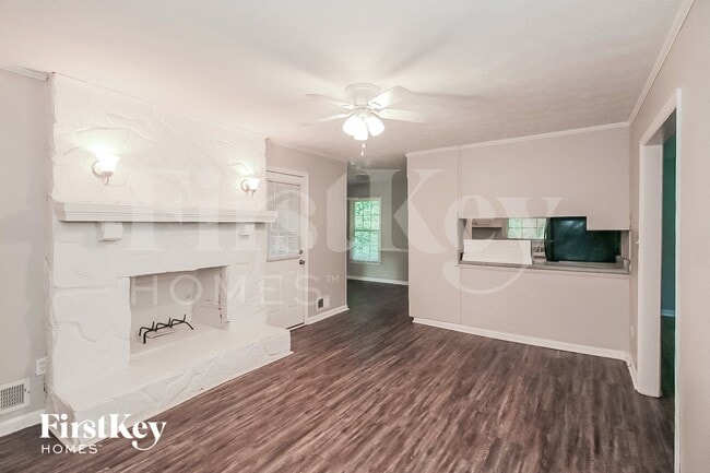 Photo - 235 Sharon Dr