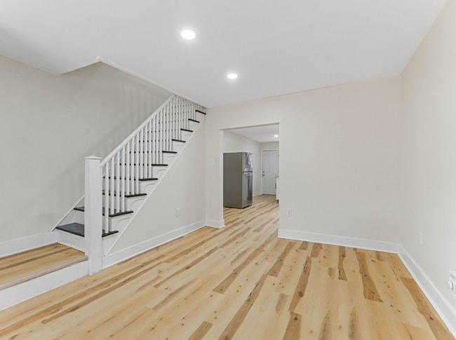 Photo - 2066 Eastburn Ave