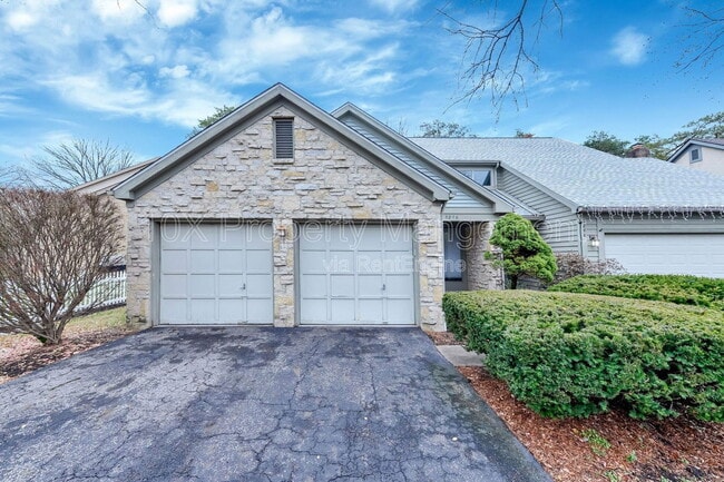 Building Photo - 5246 Brynwood Dr