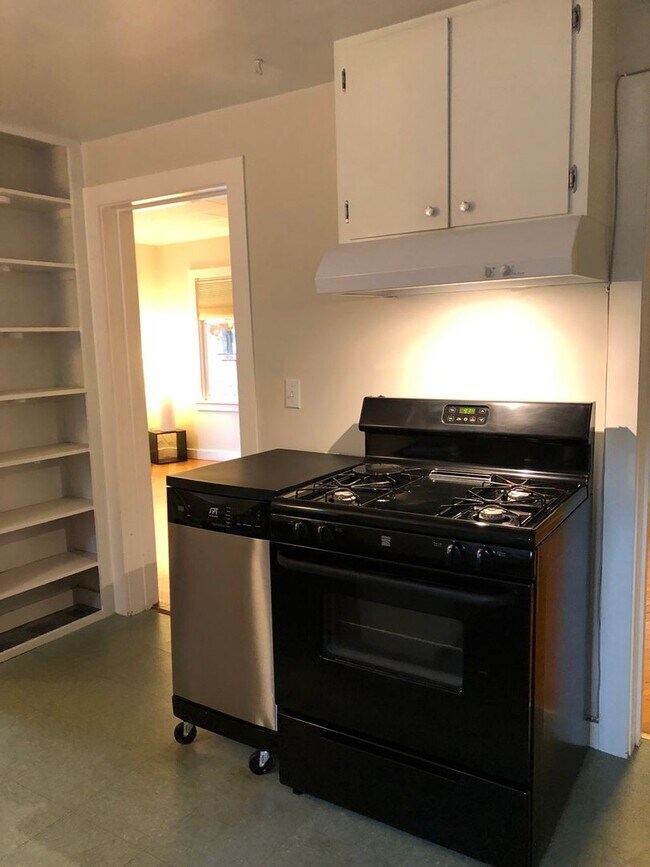 Photo - Adorable Two-bedroom Ballard Cottage
