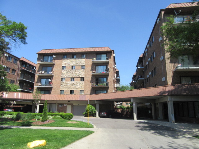 Building Photo - 2317 N Neva Ave Unit 308A