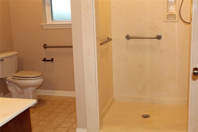 Photo - 12807 Aste Ln