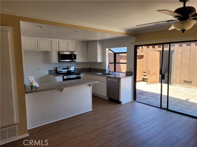 Building Photo - 2074 Mt Shasta Dr