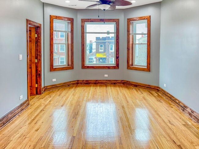 Photo - 3110 N Davlin Ct Unit 2