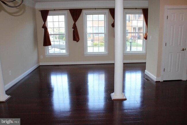 Photo - 41833 Bristow Manor Dr