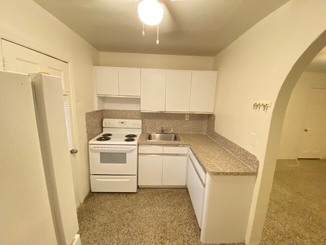Building Photo - 2024 Taylor St Unit 2024 Taylor street Rental