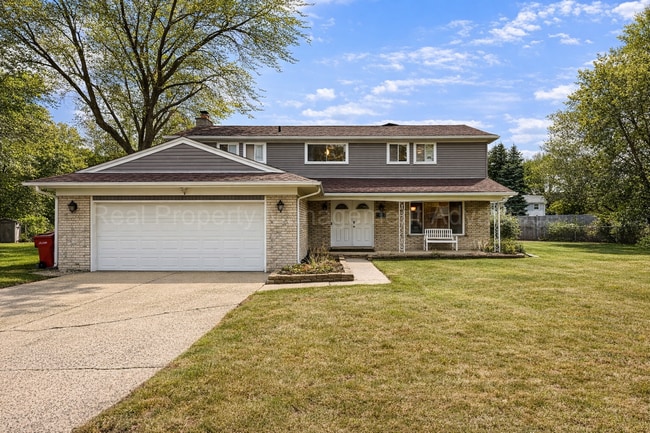 Building Photo - Spacious 4-Bedroom Minutes from Birmingham