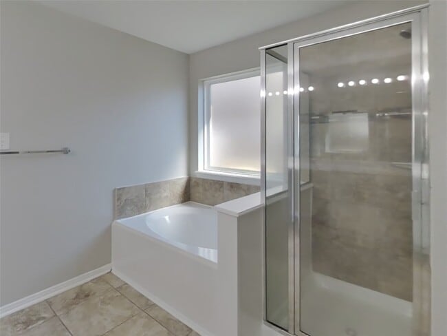 Photo - 6834 Oaken Gate Way