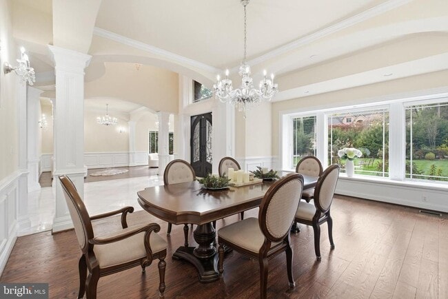 Photo - 8735 Brook Rd