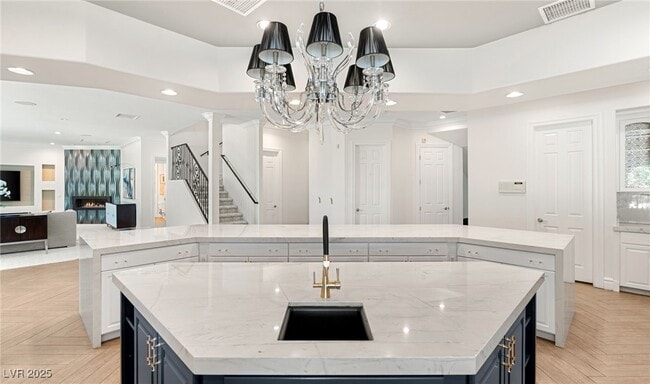 Building Photo - 2272 Coral Ridge Ave