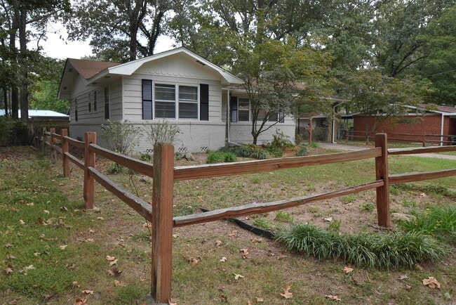 Photo - 5709 Windamere Dr