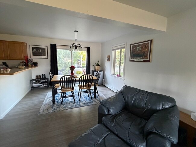 Photo - 2303 W Beall St Unit 2303 W. Beall