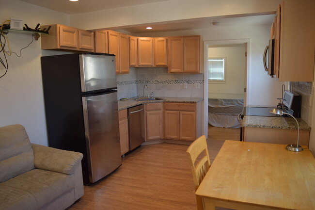 Photo - 109 Cook Street Unidad Apt 4