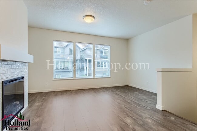 Photo - Beautiful 4-Bedroom Home with A/C, Private Yard & Easy Transit Access