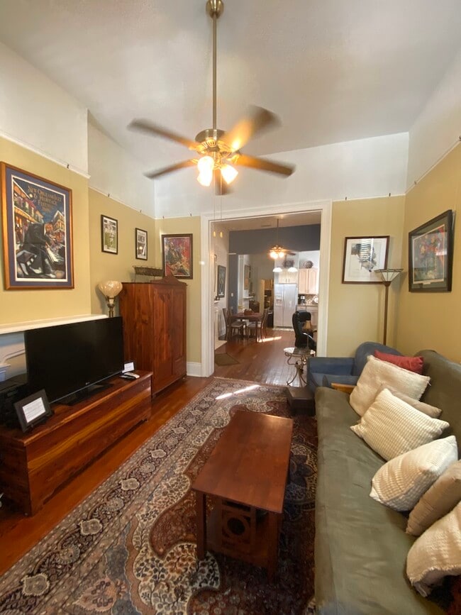 Building Photo - 4634 Orleans Ave Unit 4634 Orleans Avenue