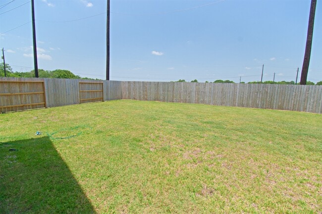 Photo - 4207 Palmetto Grv Ln