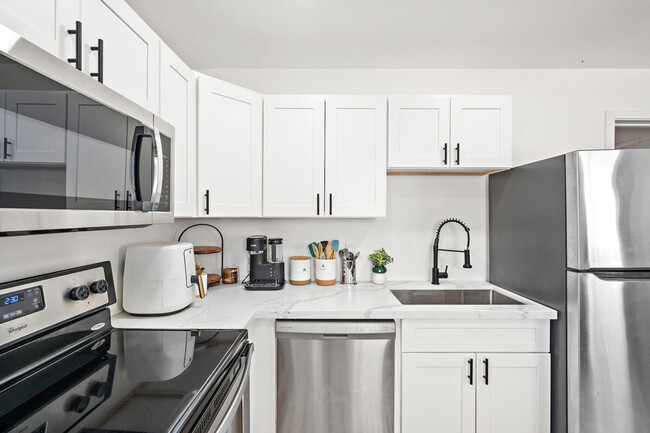 Photo - 2302 W Colter St Unidad ID1244359P